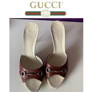 Gucci Women's Burgundy Slip On Outdoor Comfort Heel Size 38C
